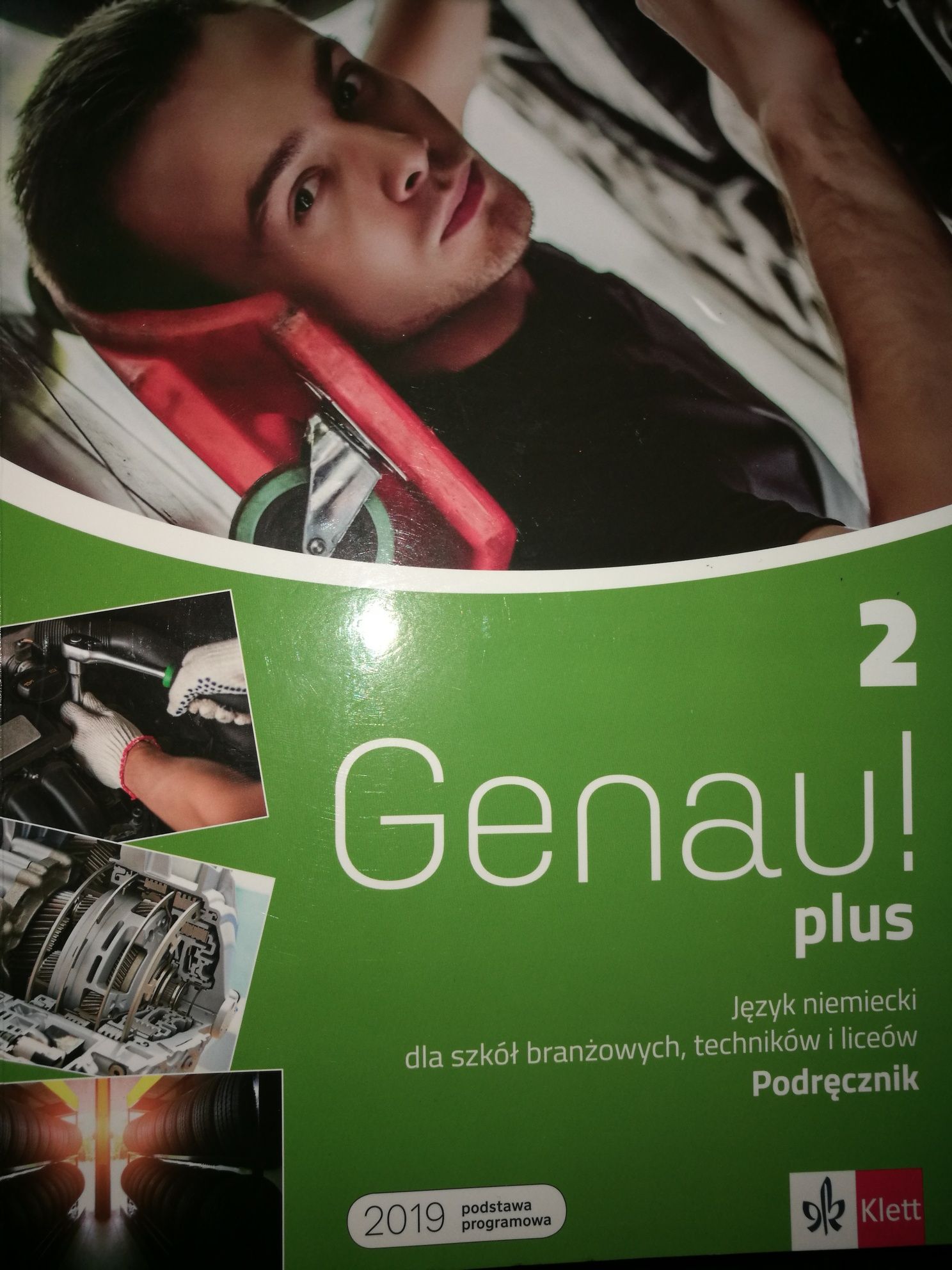 Genau 2 plus podręcznik