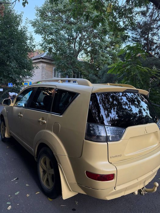 Авто для зсу mitsubishi outlender xl