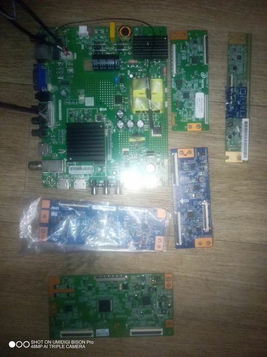 Разборка телевизора с разбитыми матрицами