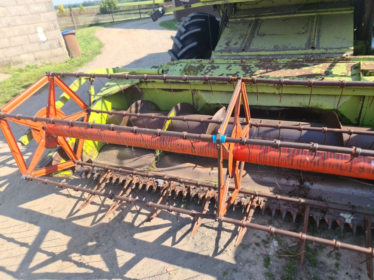 Kombajn Class Dominator 80