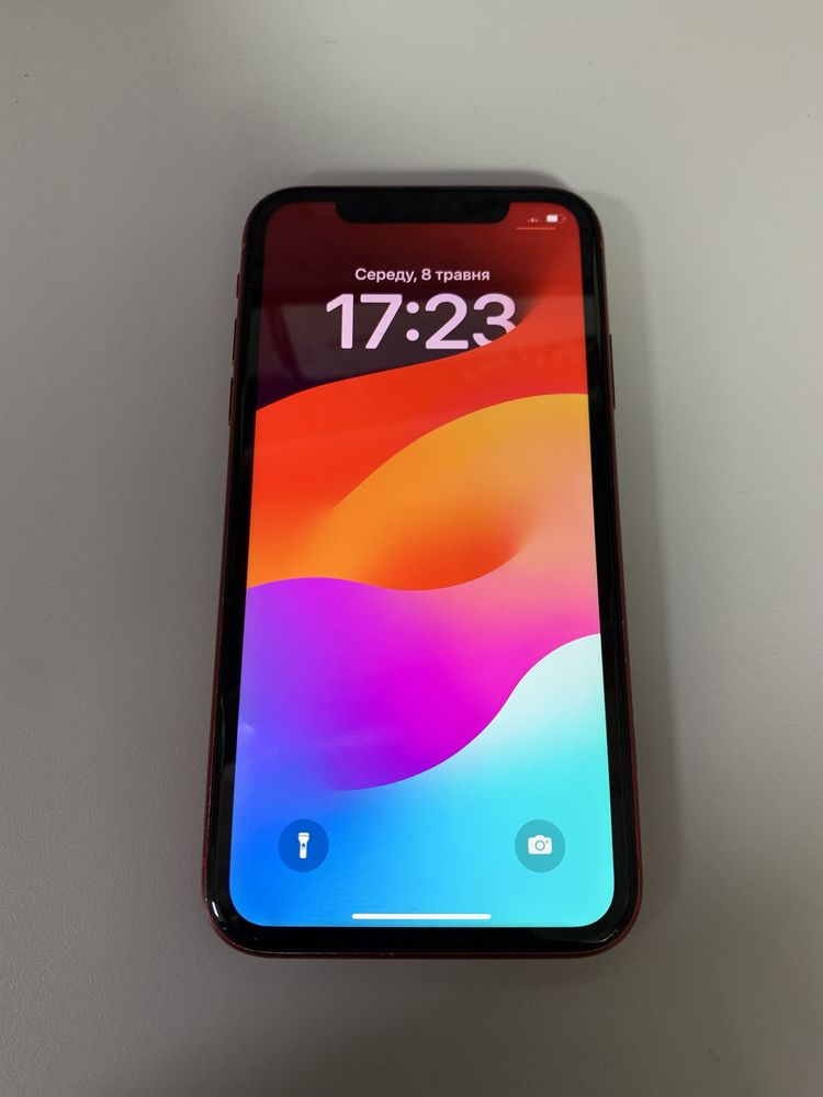 Продам iPhone 11 64 GB