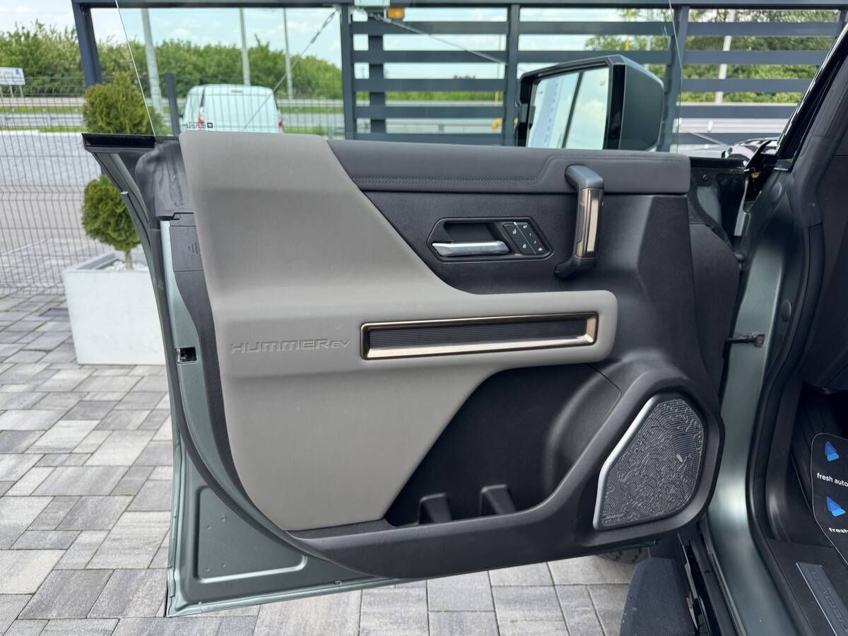 Hummer EV SUV 3X 2023 freshauto