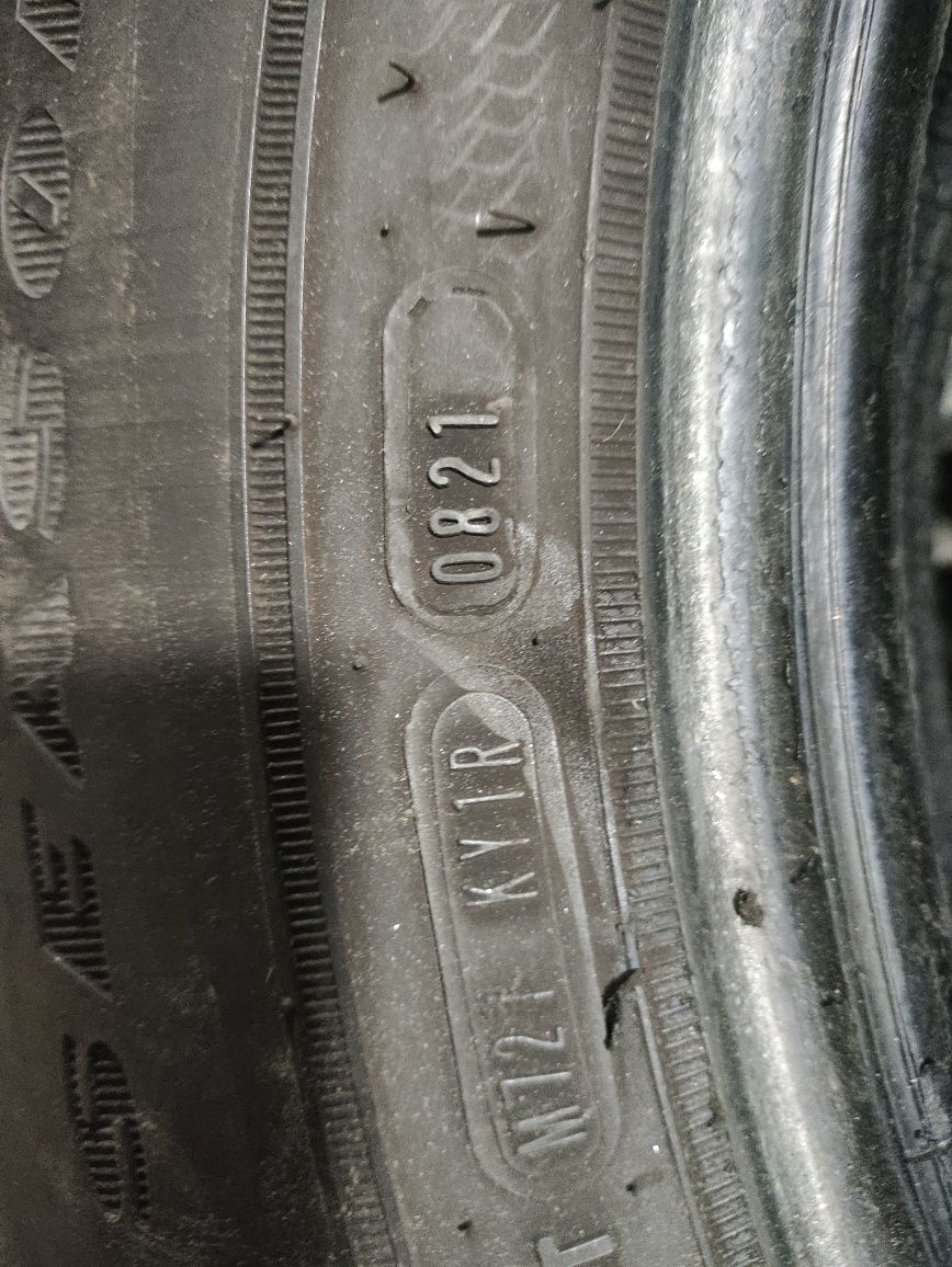 Шини резина всесезон 225/65 R17 Goodyear Assurance