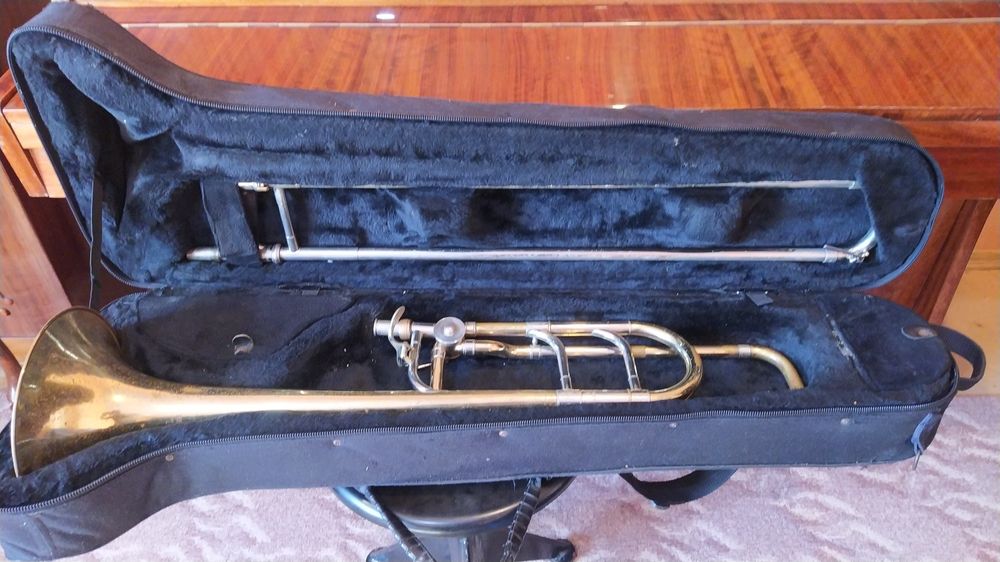 Тромбон Рой Бенсoн.