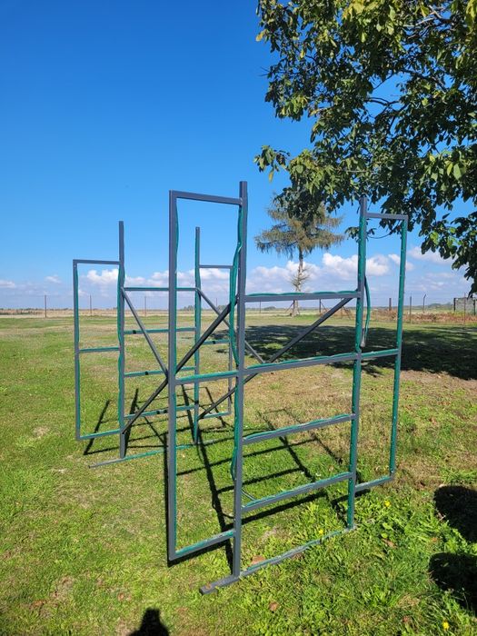 Stojak na kajaki
