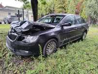 Skoda superb 2.0 TDI 140KM DSG 2015 uszkodzona