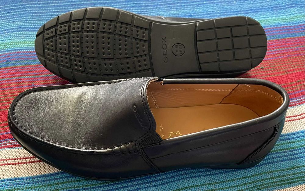 Buty damskie - mokasyny GEOX - skórzane - rozmiar 39 - nowe.