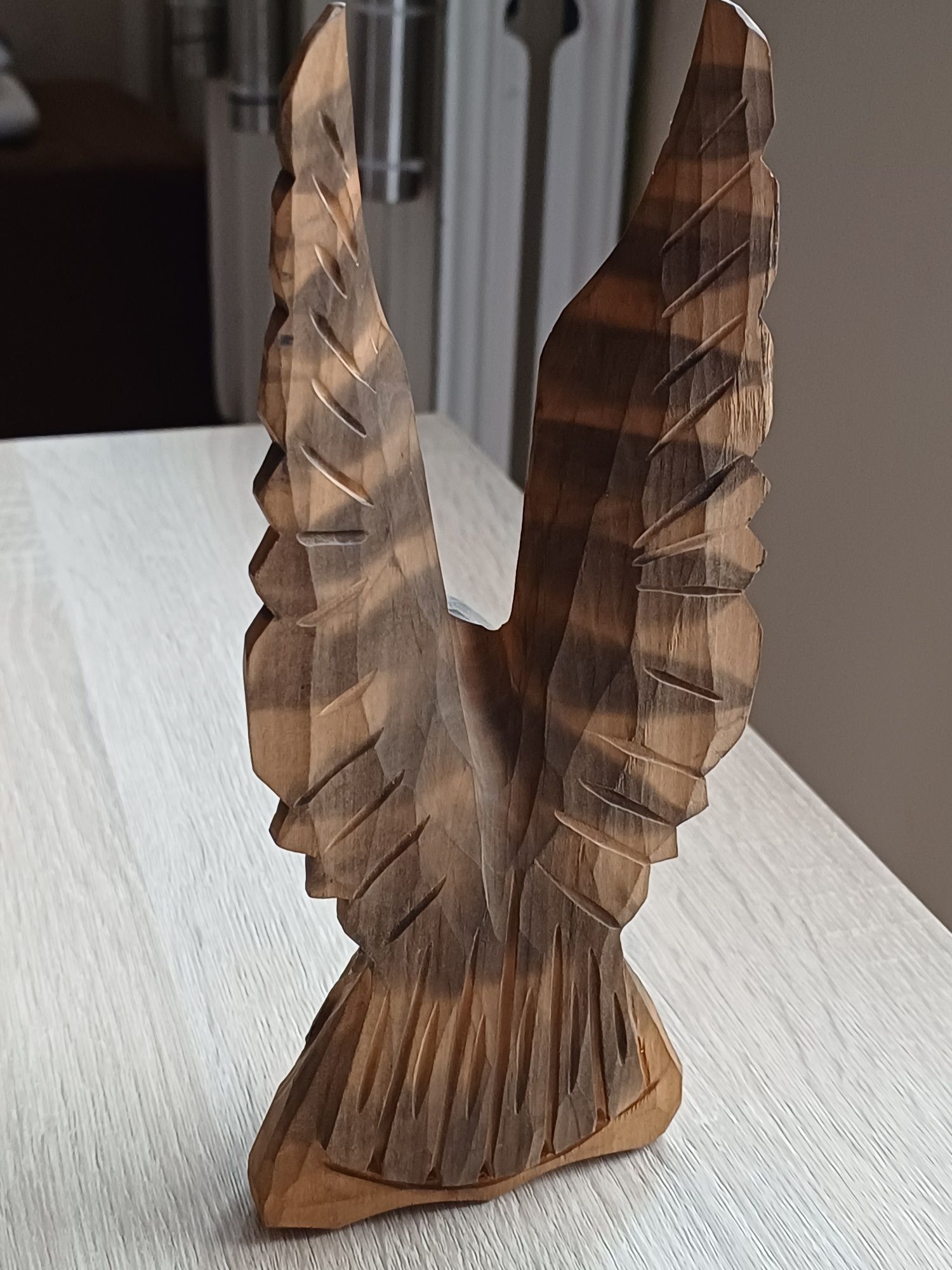 Figurka drewniana orzeł