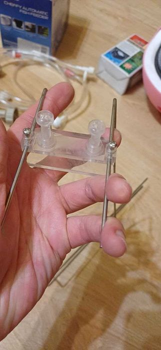 Кріплення для акваріумного обладнання