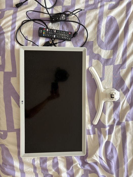 Tv/monitor com 24” smart LG