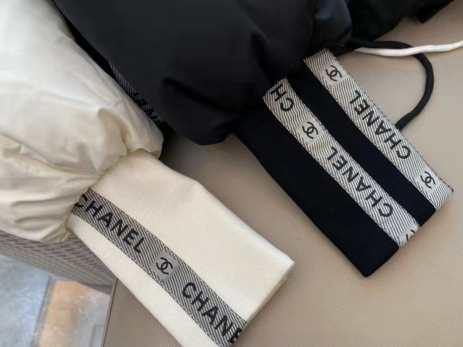 Женская куртка пуховик Chanel Шанель