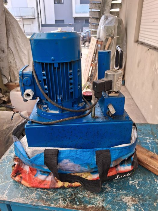 Máquinas e acessórios