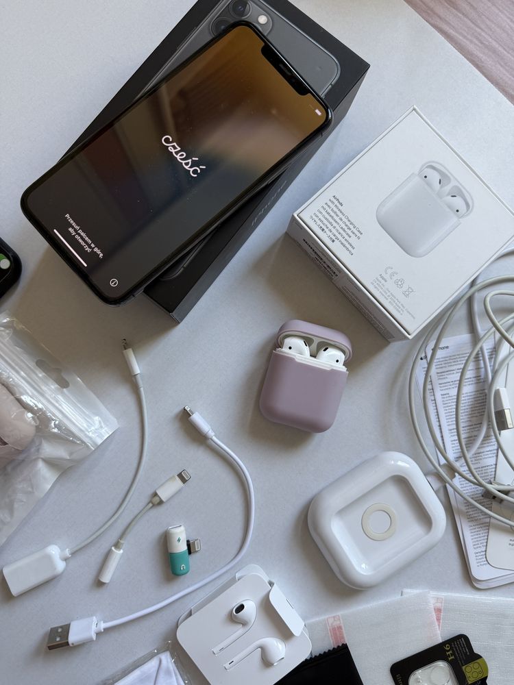 Iphone 11 Pro Max 64 GB + AirPods 2 gen + masa dodatków - Super Zestaw