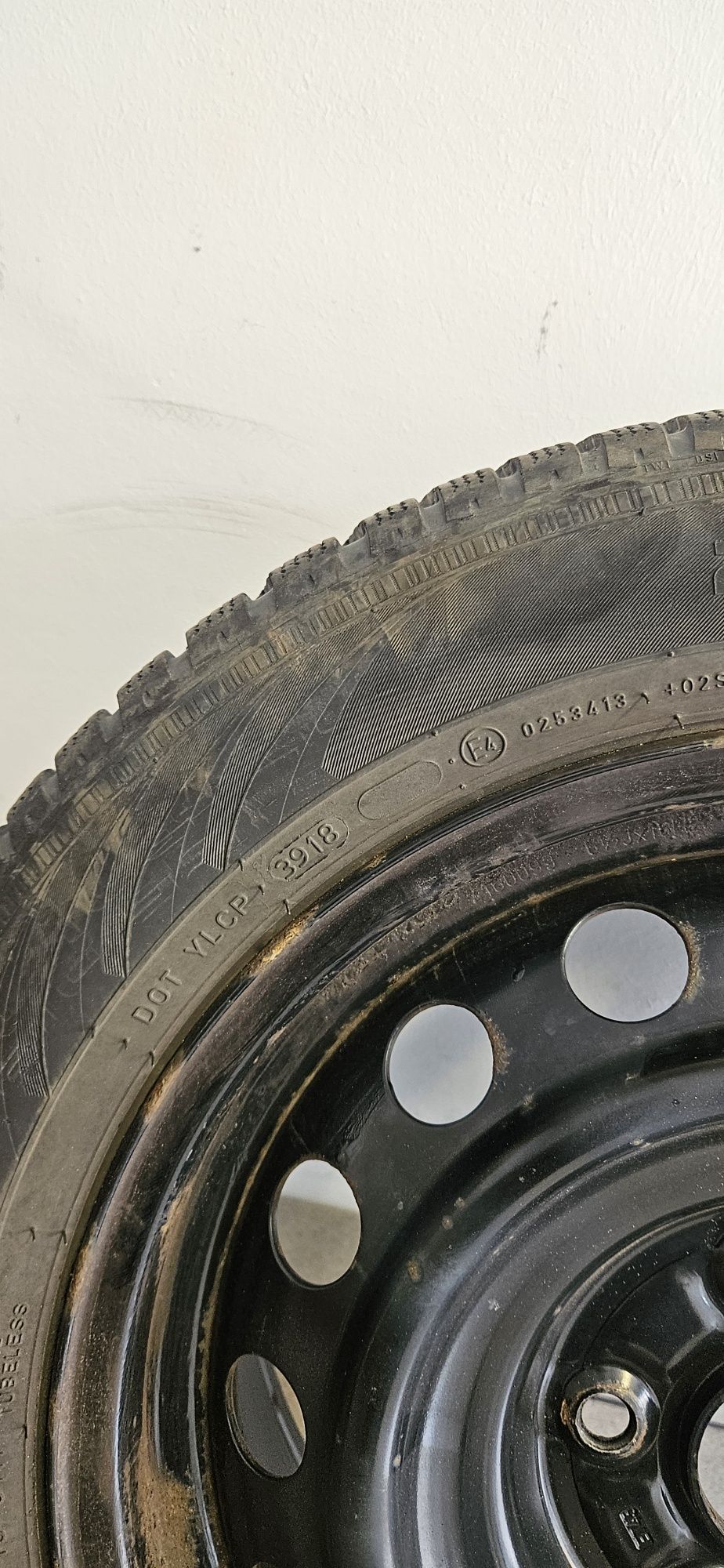 Opony zimowe Nokian 205/55/16