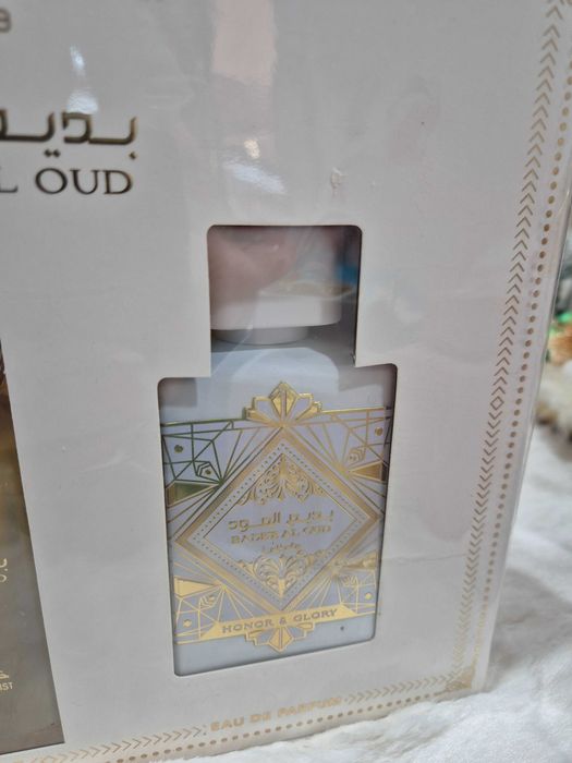 Coffett unissexo Badee Al Oud