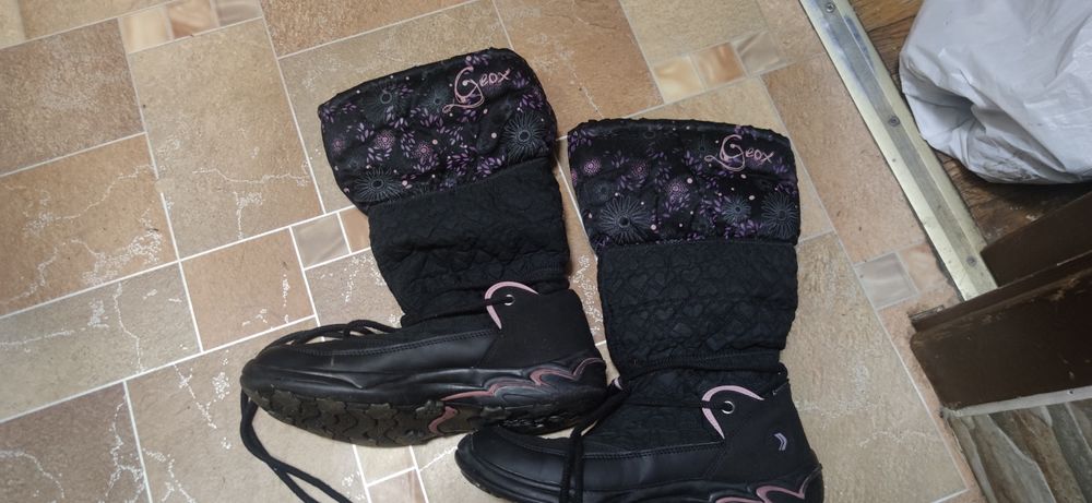 Продам сапоги GEOX