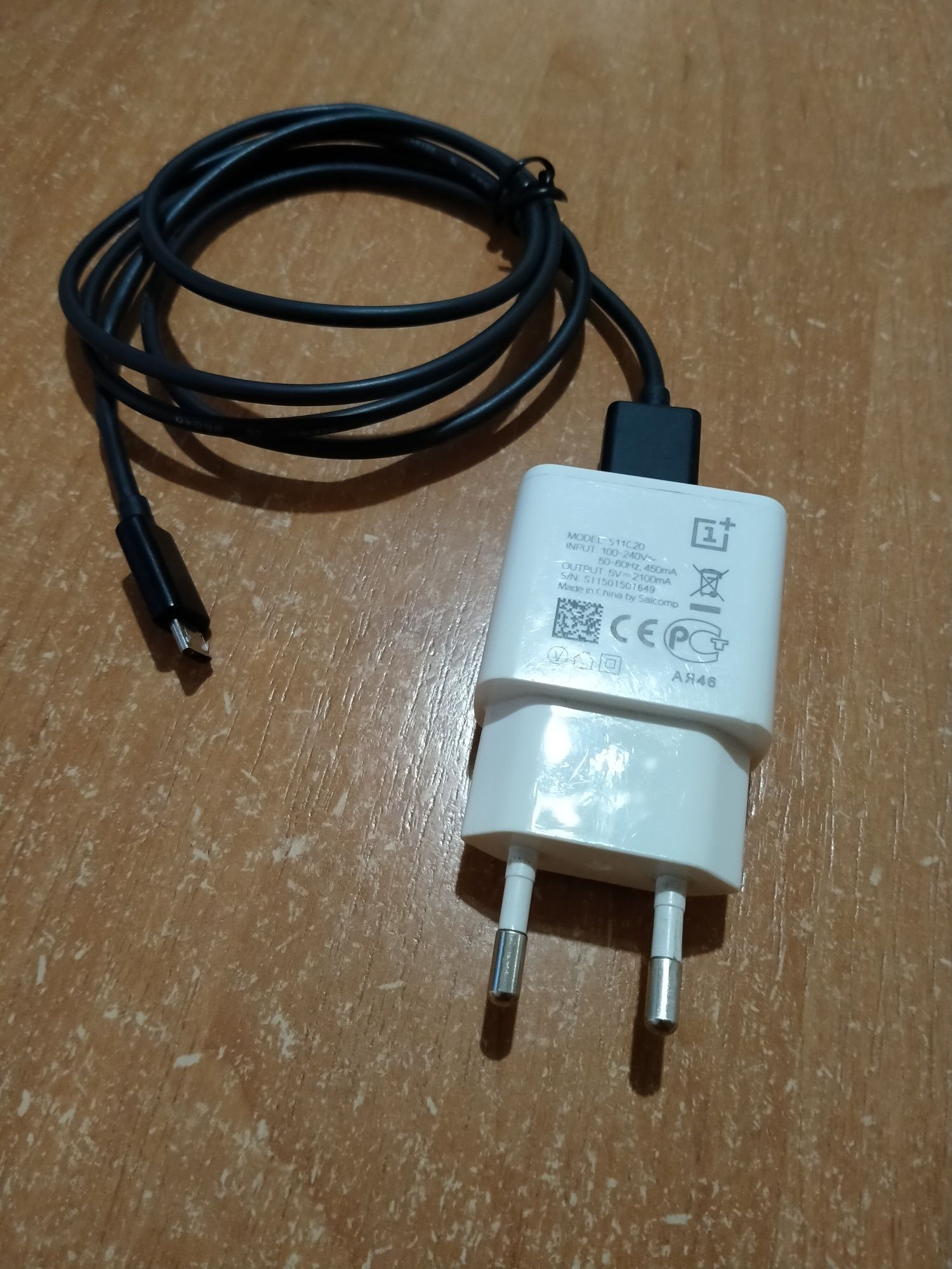 Зарядка 5v-2100mA зарядное устройство + кабель MicroUSB или Type-C