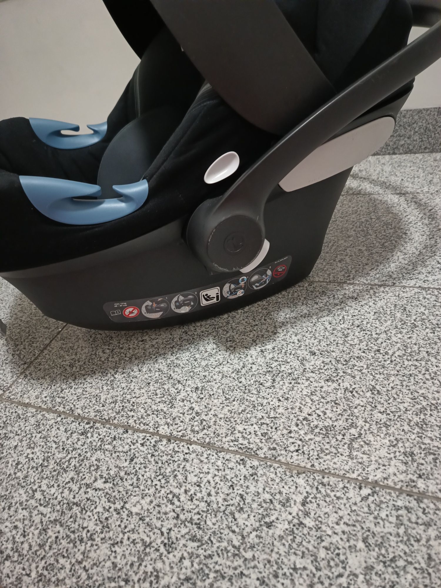 Nosidełko samochodowe fotelik Cybex Aton M - i size
