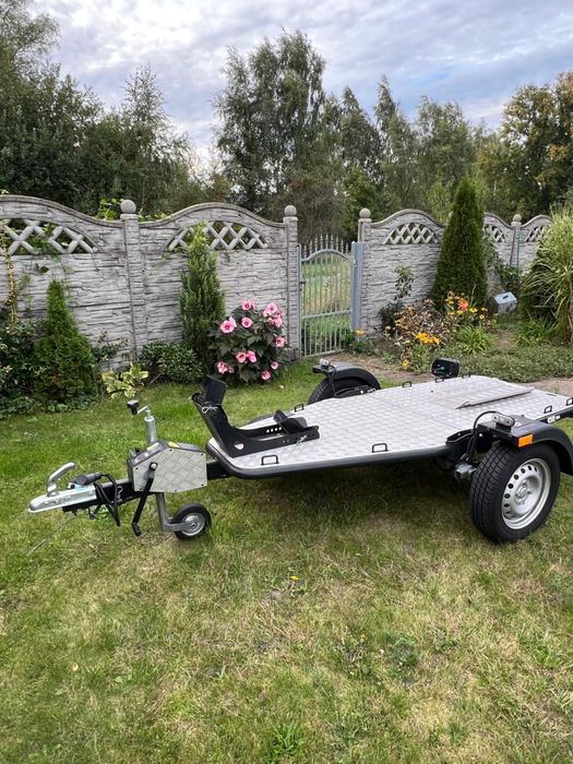 Przyczepa Lorries samochodowa pod motocykl