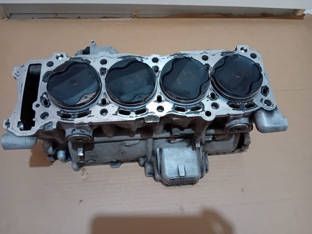 GSXR 1000 K7/K8 material