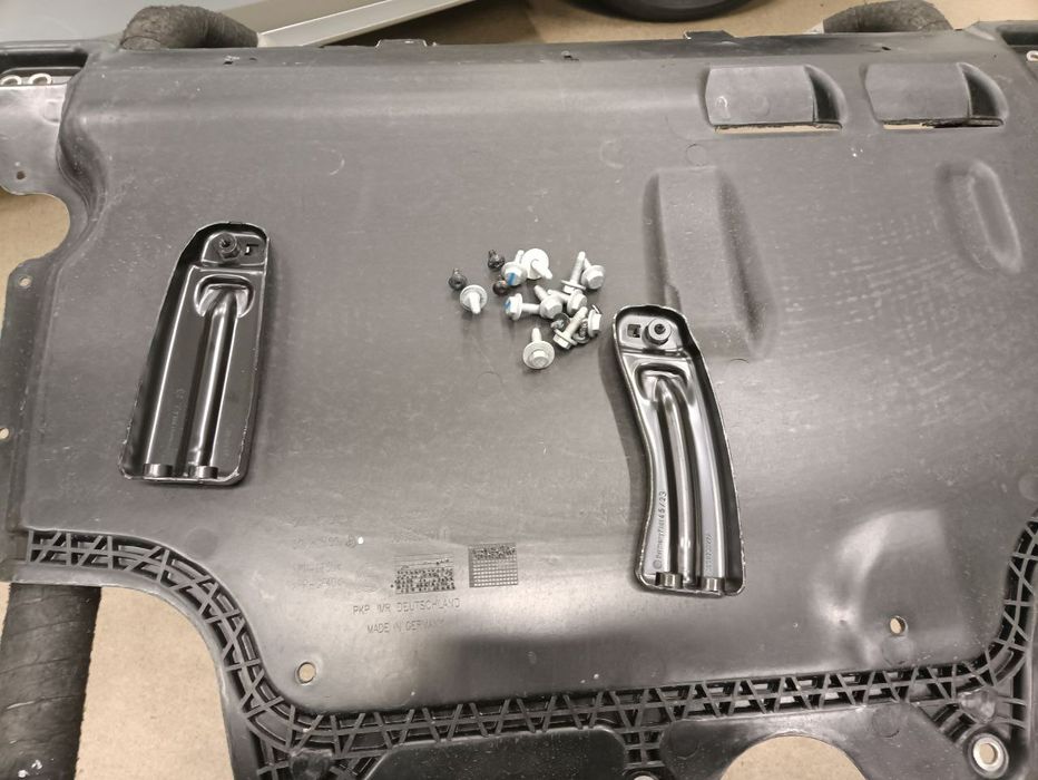 ОРИГІНАЛ захист двигуна моторного відсіку Volkswagen Tiguan II, Kodiaq