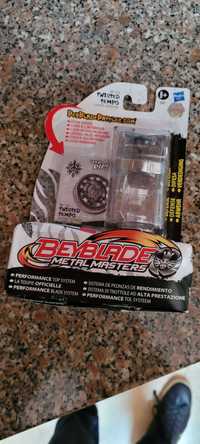 Beyblade twisted tempo