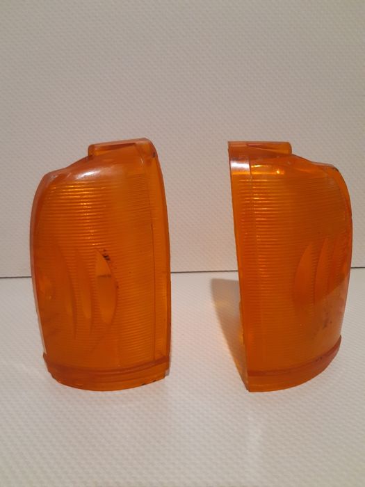 Стекло заднего фонаря поворотов  "Москвич 407-403"