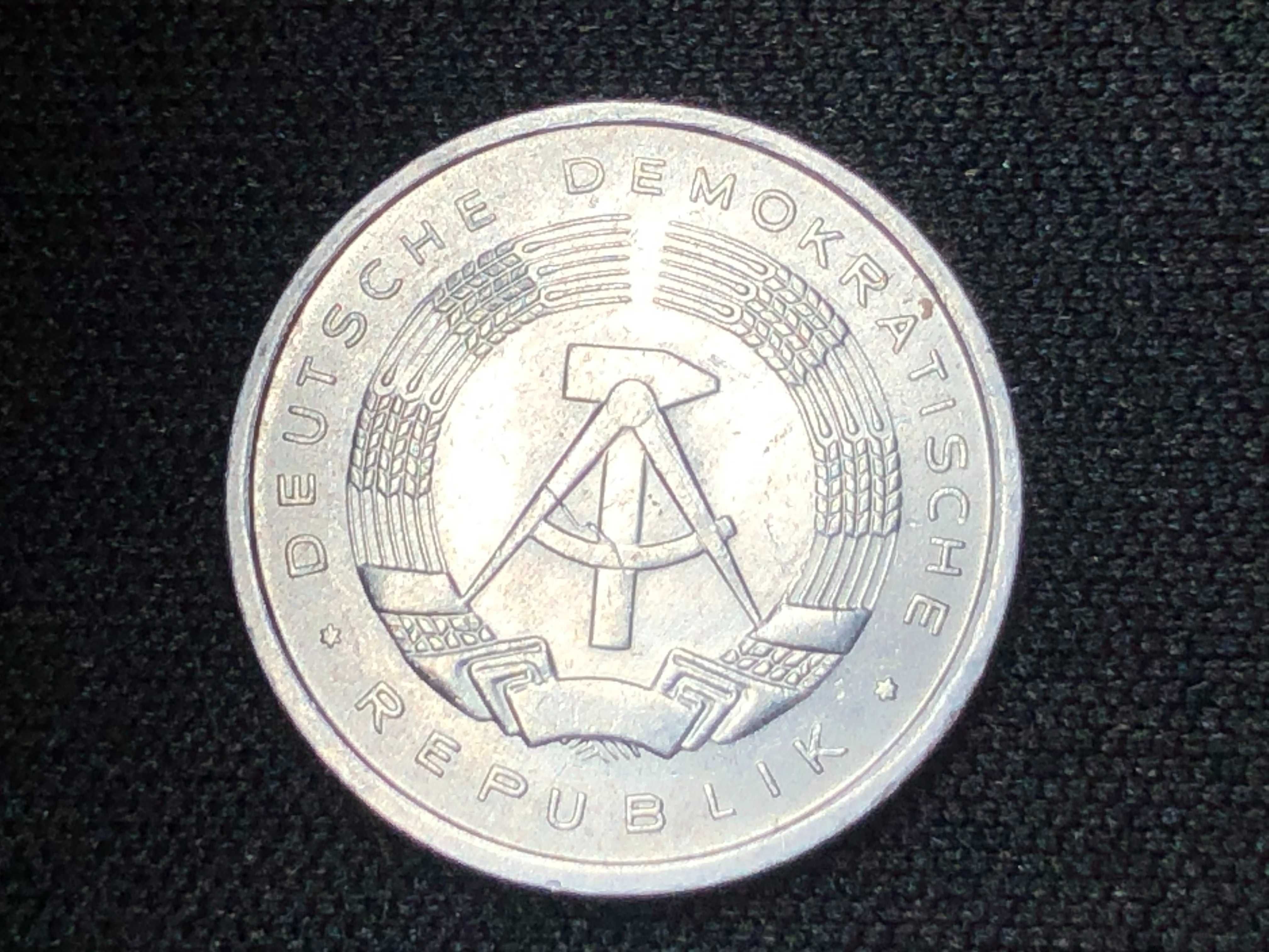 Alemanha Democrática RDA - 1977 - 1 Pfennig Letra A - Alumínio