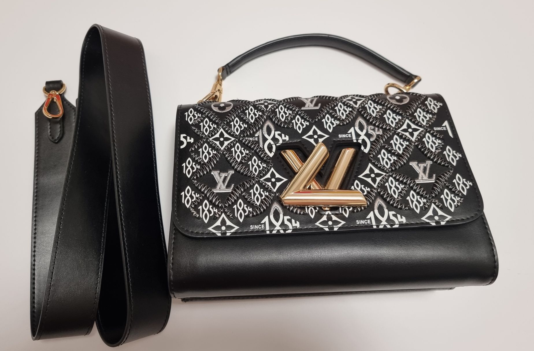 Louis Vuitton жіноча сумка шкіряна