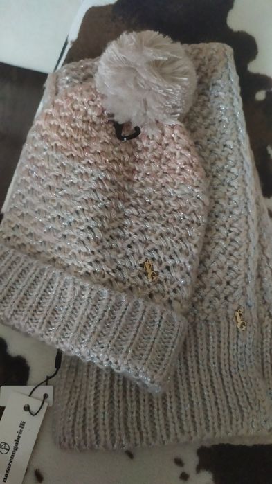 Шапки дитячі наборами