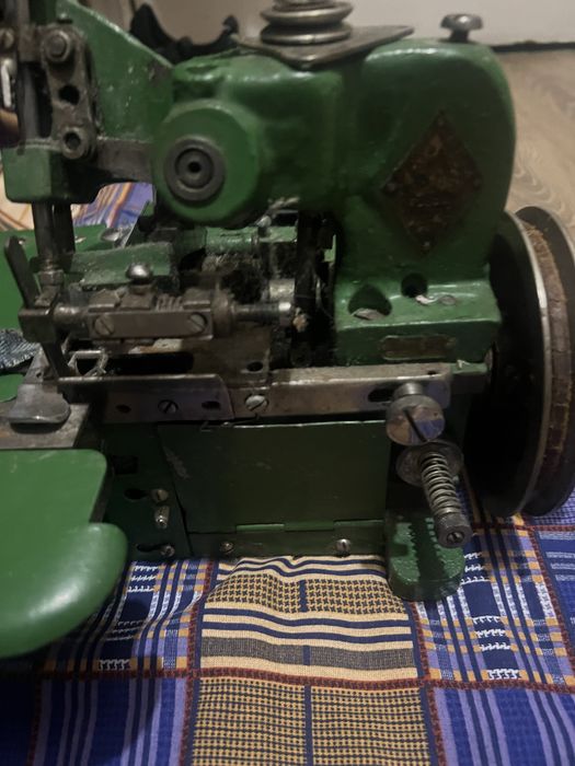 Оверлок швейный Оверлок