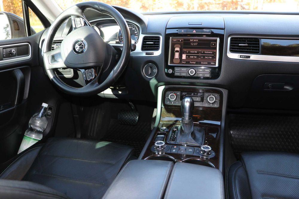 Volkswagen Touareg4x3.0 *PolskiSalon*Bezwypadkowy*DobrzeWyposażony