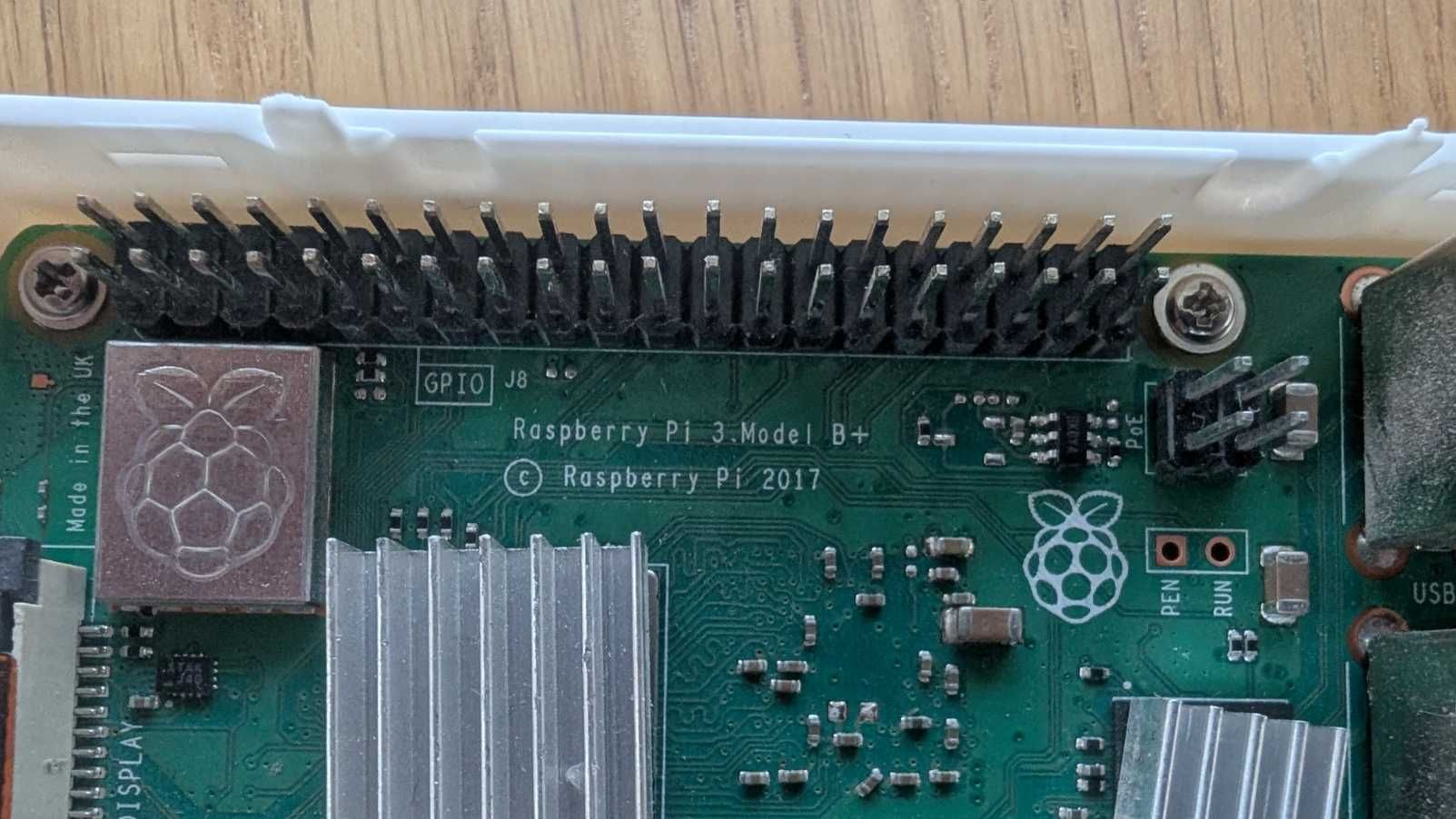 Raspberry Pi 3B+z kartą SD i Obudową