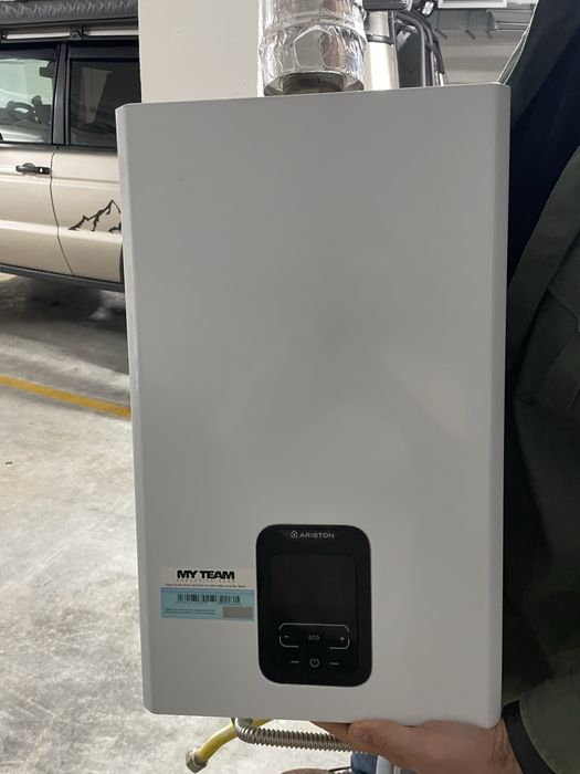 Esquentador Ariston Next Evo X OFT 12 - Gás Natural (NG)