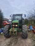 John Deere 6800  John Deere 6800