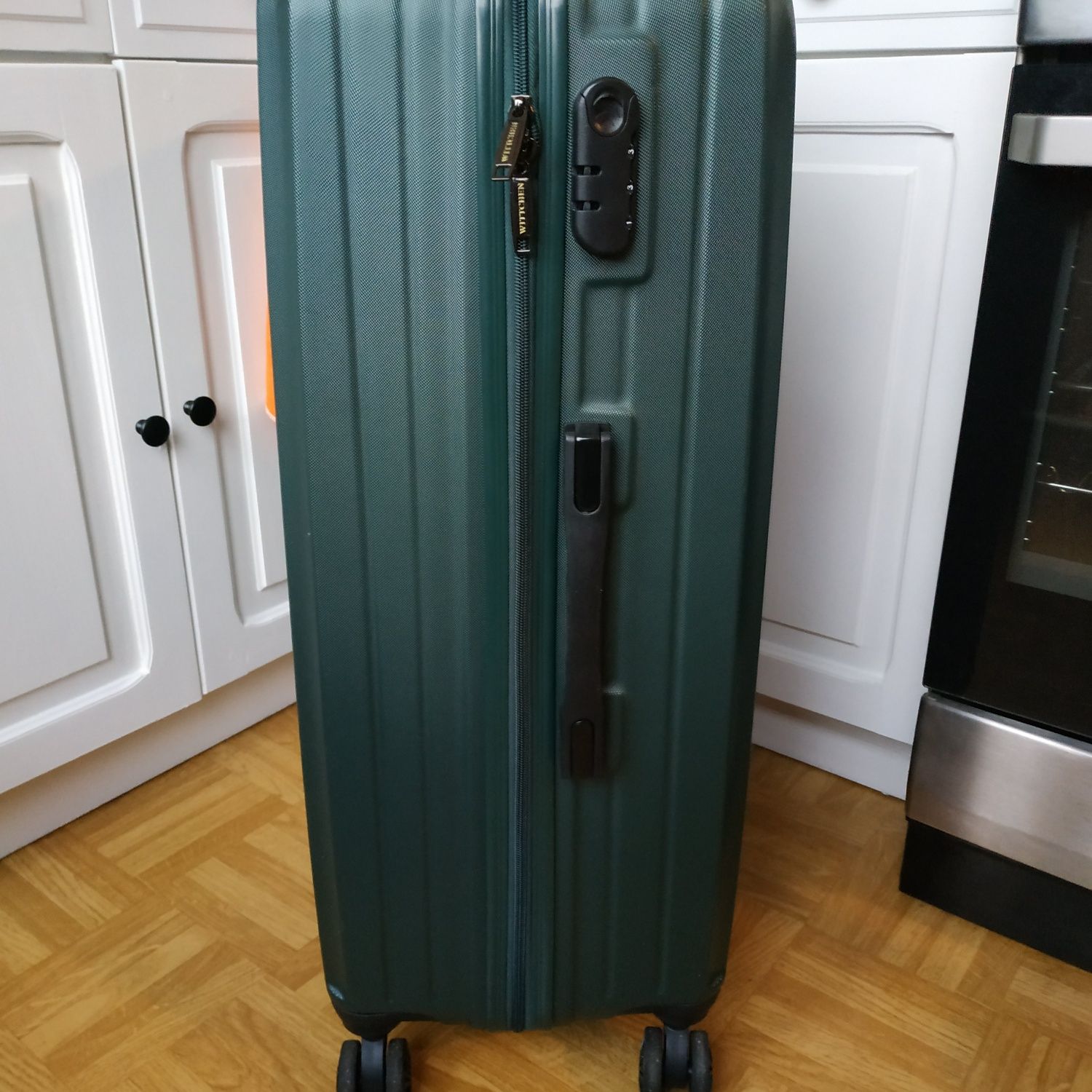 Duża walizka Wittchen 96l