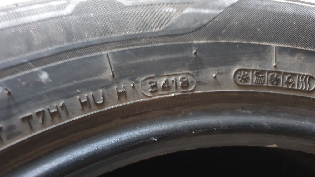 Шини Hankook Dynapro HT 225/65R17 всесезонні - 2 шт, 2018 рік