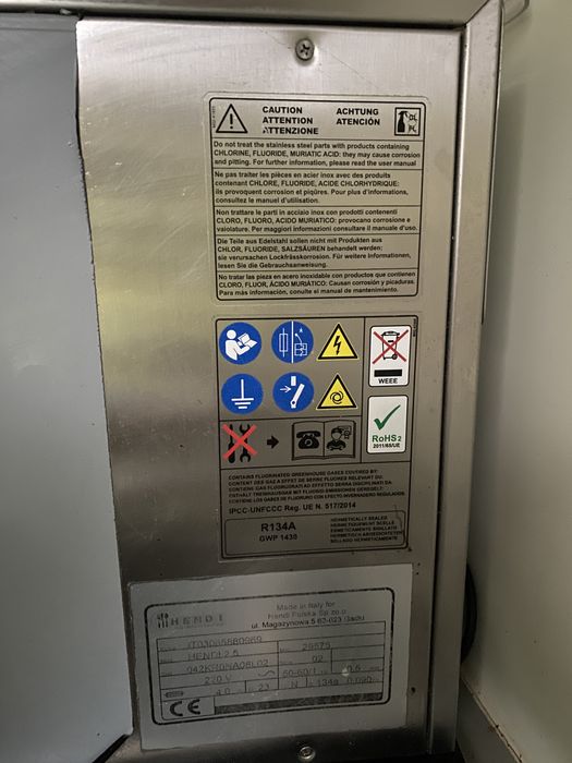 Automat do bitej śmietany Hendi