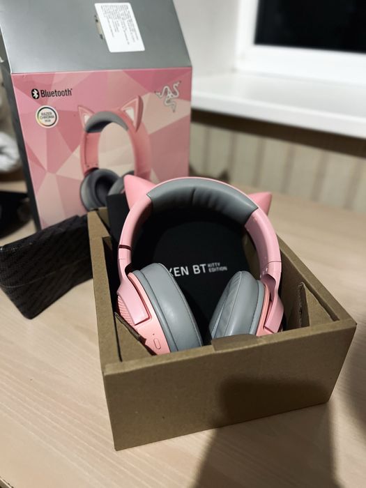Наушники Razer Kraken Kitty V2