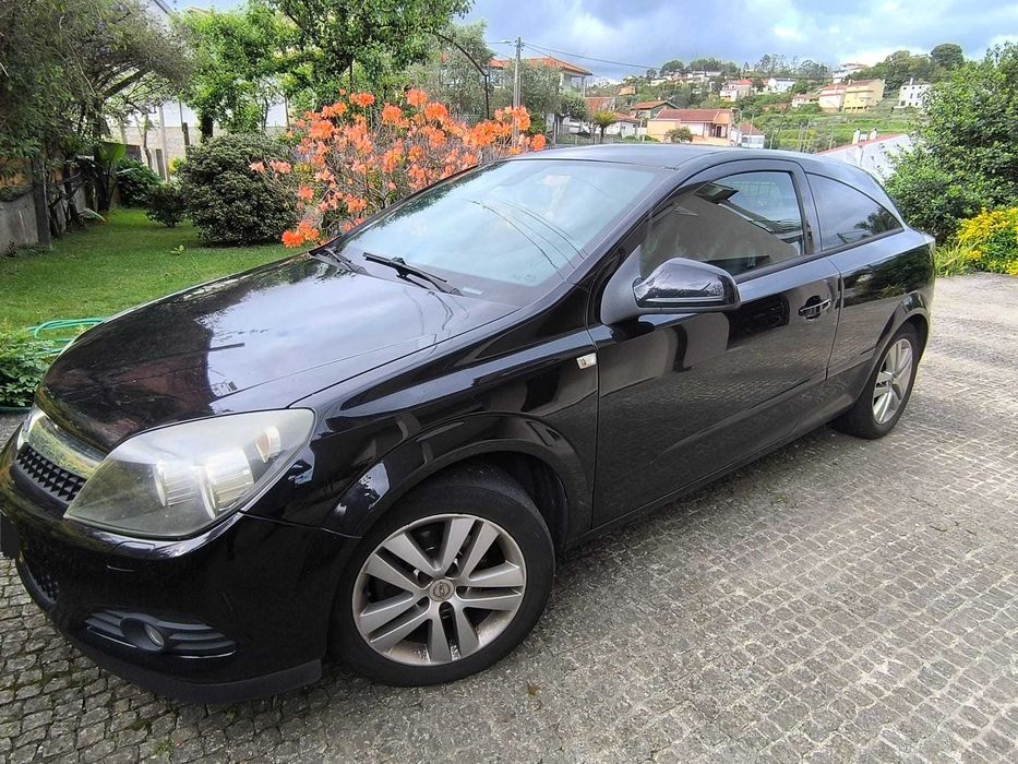 Opel Astra 1.3 GTC SPORT 90 CV – 2010