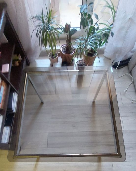 Stolik kawowy z szyba