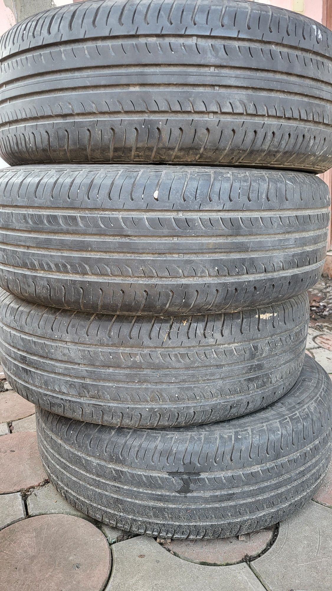 Шини Hankook 225/60R17