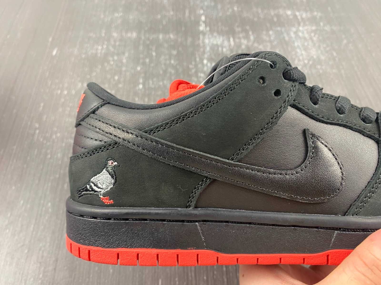 Nike SB Dunk Low - Black Pigeon