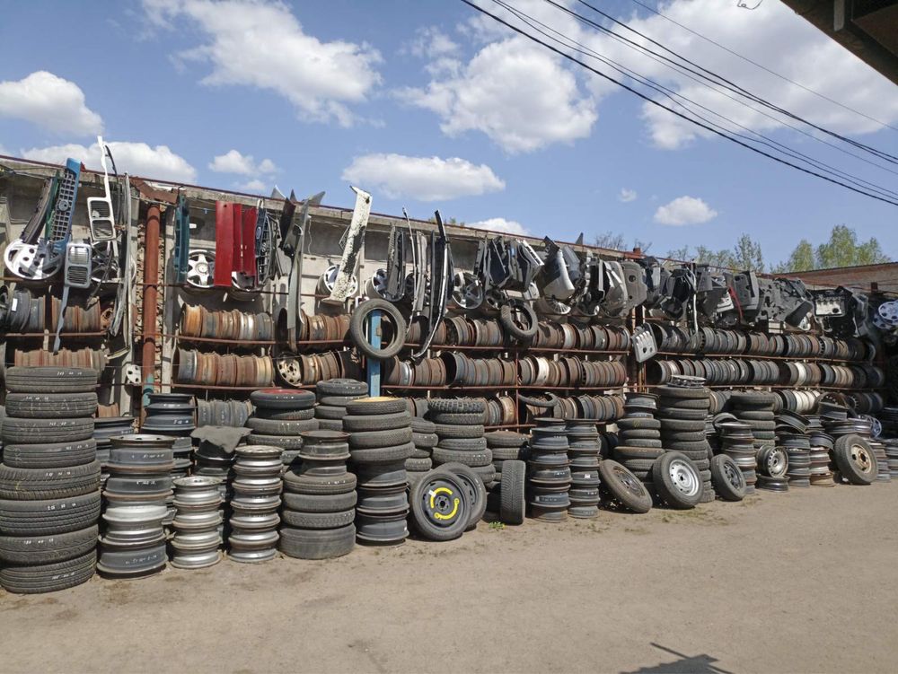 Продам гуму з Німеччини 195/65/15 склад колес зима літо з Європи