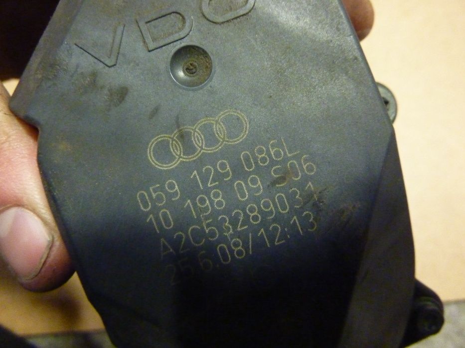 VW AUDI 2,7 3,0 TDI nastawnik klap kolektora 059.129086L przepustnica