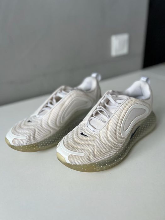 жіночі кросівки Nike AirMax
