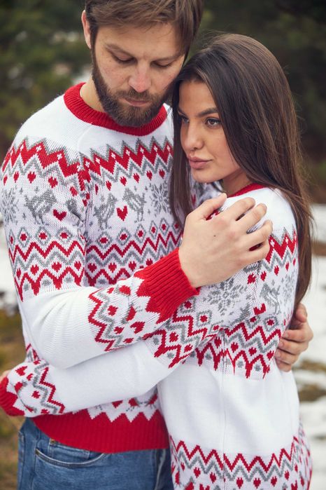 Новорічні светри сімейні парні та дитячі, в'язані бавовняні светри