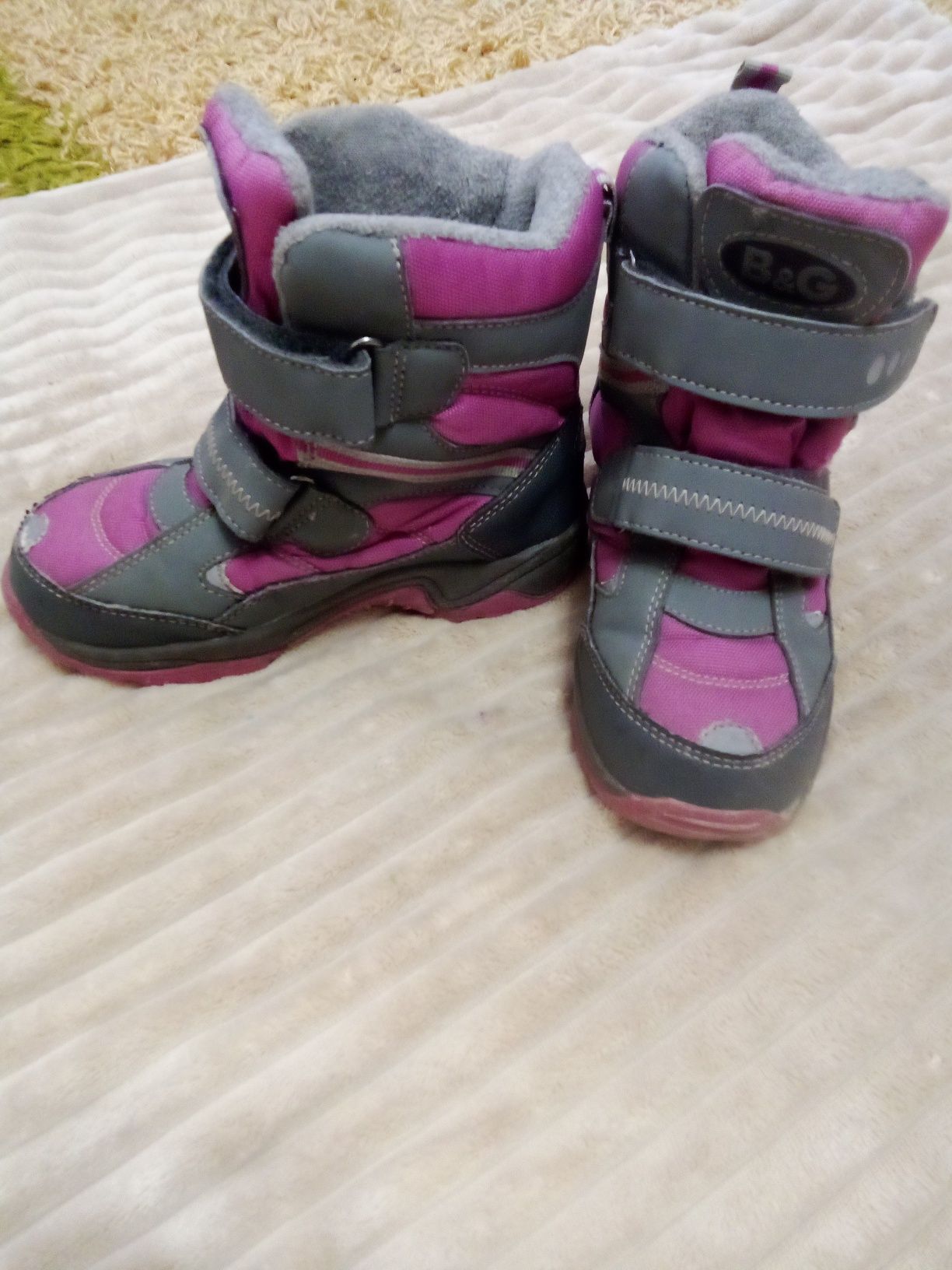 Дитячі зимові черевики для дівчаток