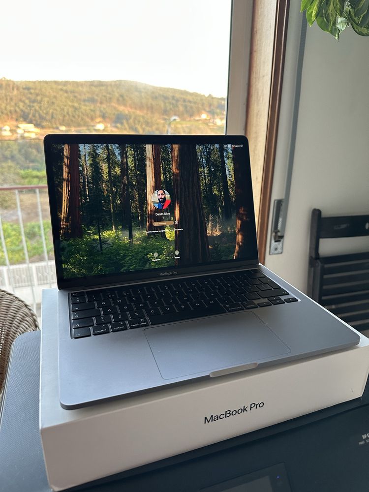 MacBook Pro 13 2020