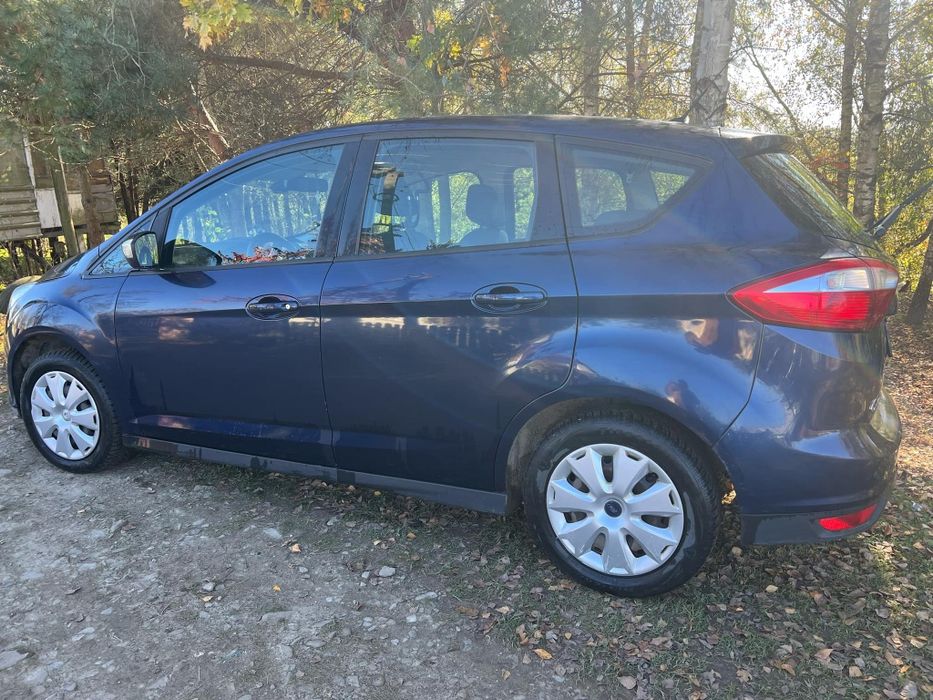 Продам авто Ford C-Max 2011